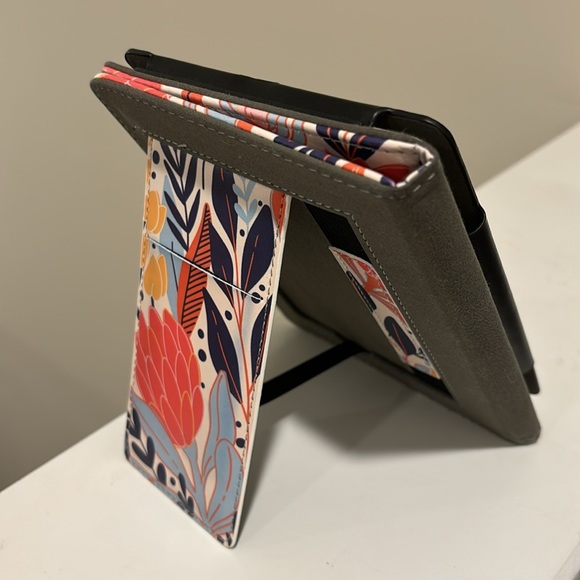 Kindle Paperwhite 11th generation case - Picture 3 of 3